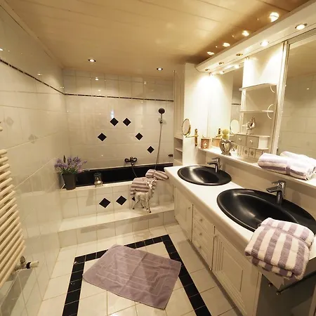 Apartment Apart Al Aua *